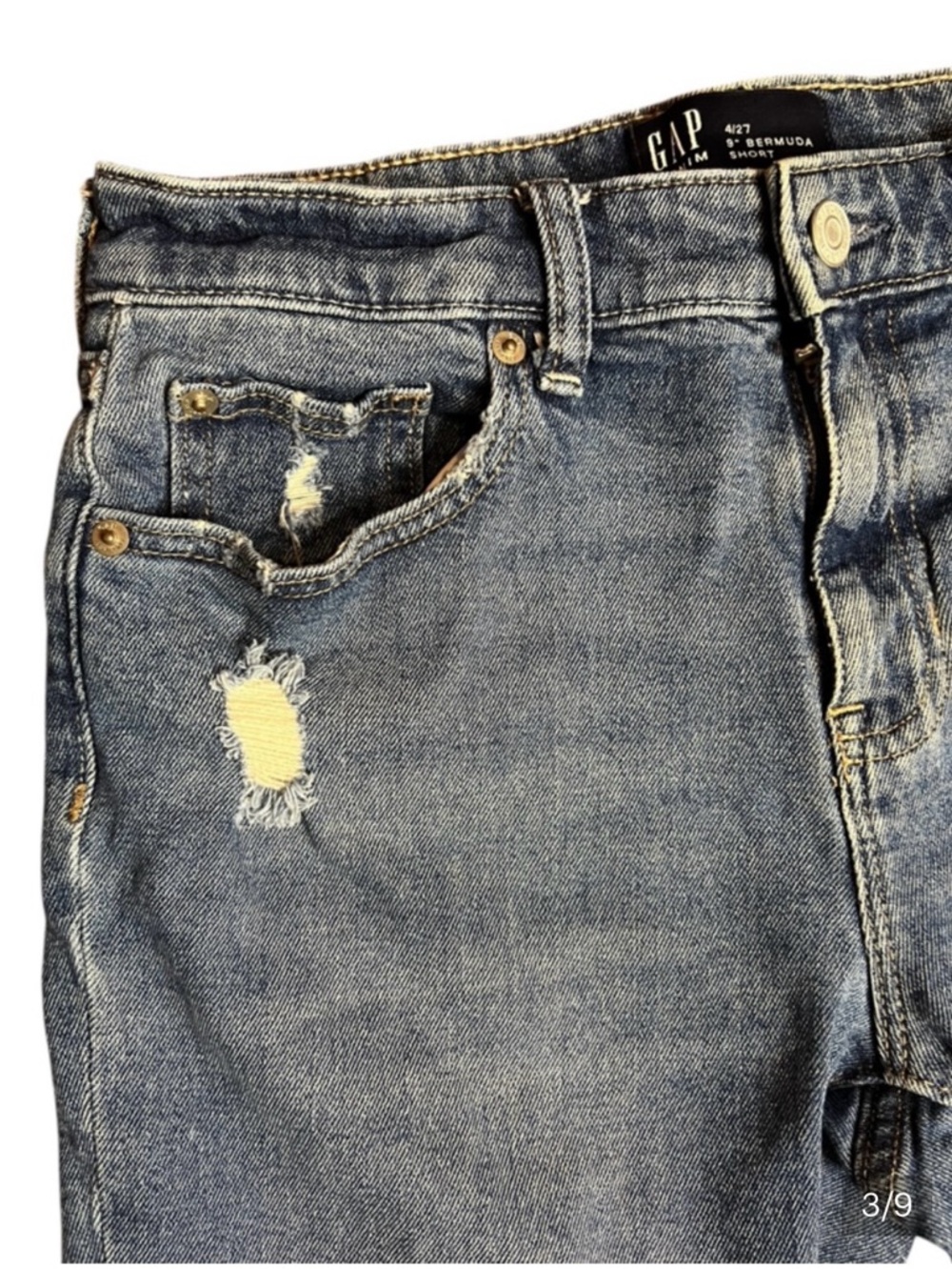 GAP Denim Bermuda Shorts Size 4/27 Distressed Raw Hem Medium Wash 9” Inseam - Picture 4 of 5